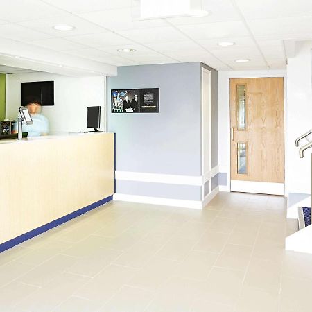 Warrington Motel, J20 M6 Lymm Services Exteriér fotografie