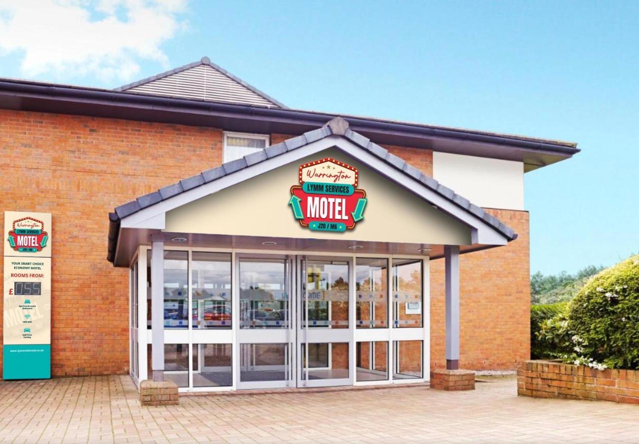 Warrington Motel, J20 M6 Lymm Services Exteriér fotografie