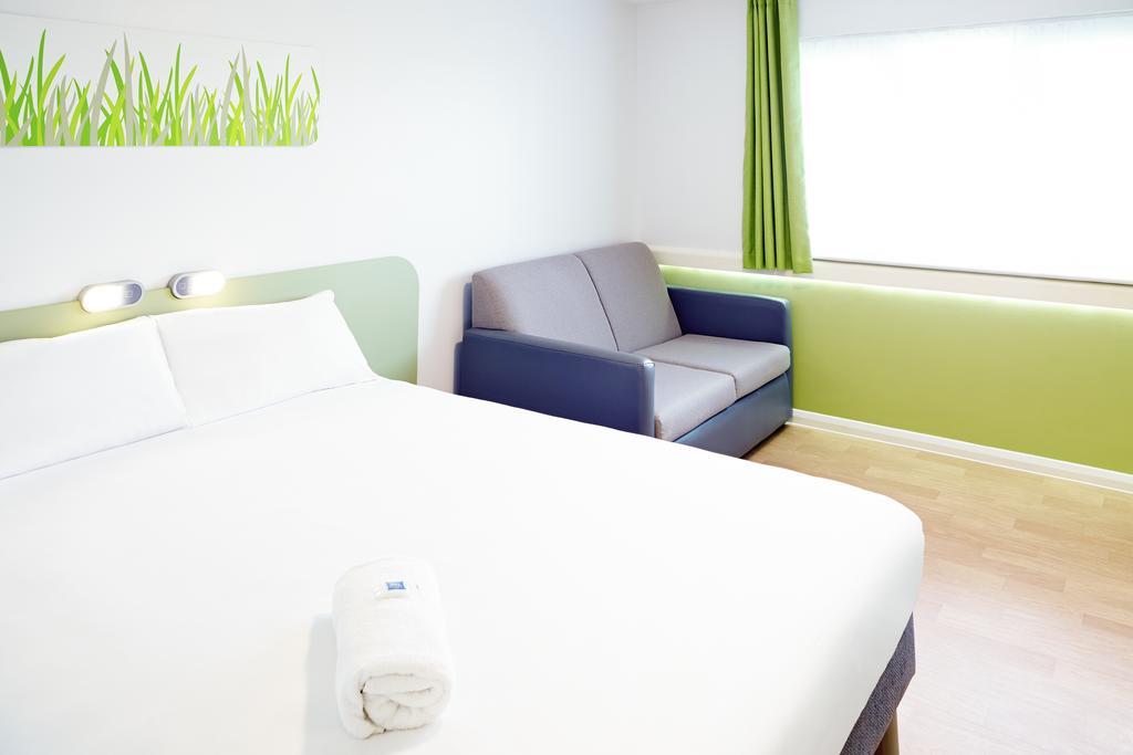 Warrington Motel, J20 M6 Lymm Services Pokoj fotografie